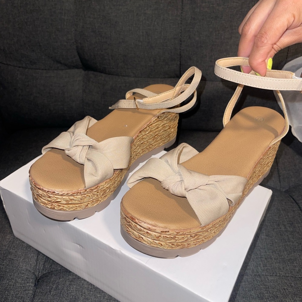 Women's Beige Platform Sandals